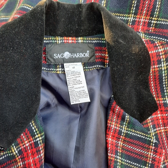 Vintage Y2K Tartan Plaid Wool and Velvet Collar Blazer Winter Classic - Picture 8 of 11